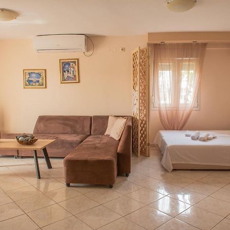 Garden Suite Néa Péramos Kültér fotó