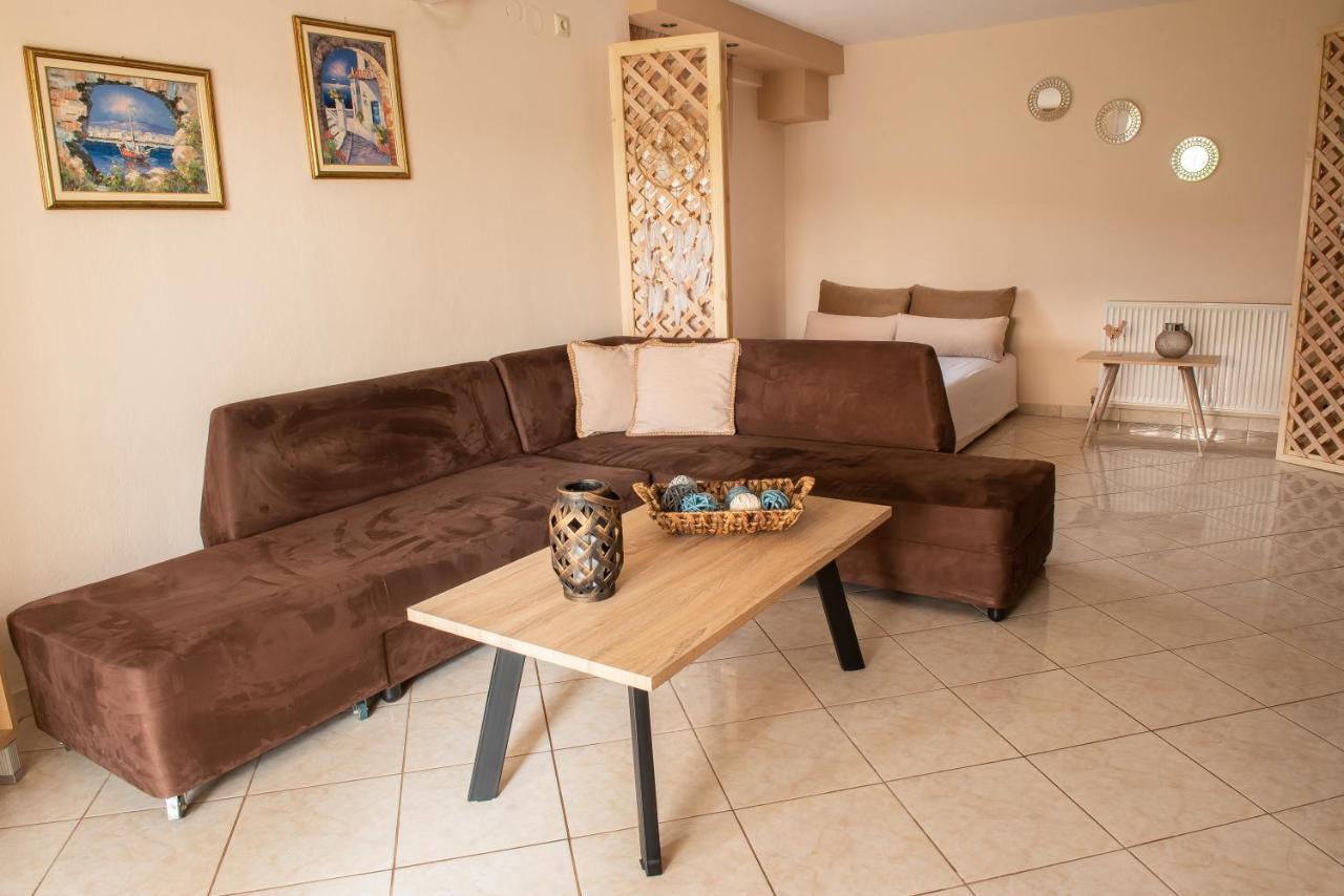Garden Suite Néa Péramos Kültér fotó