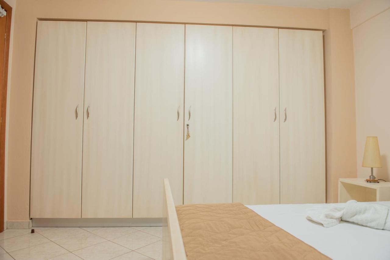 Garden Suite Néa Péramos Kültér fotó